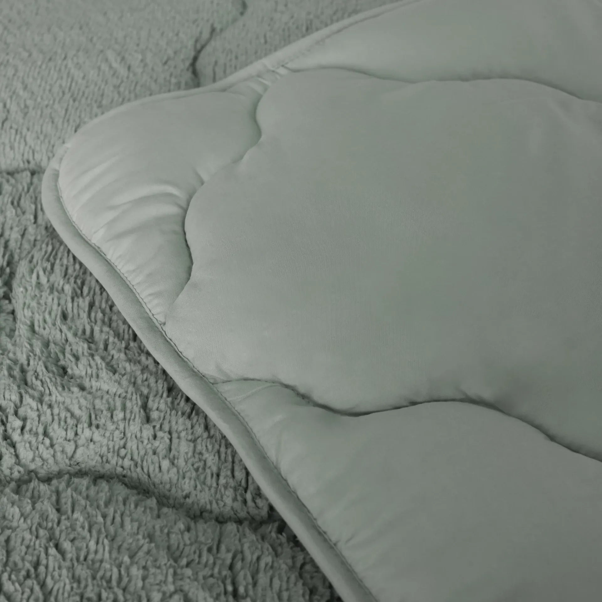 CloudSoft 2-in-1 Duvet | Teddy Green